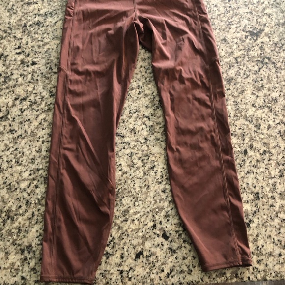 Vuori  Brown Stride Leggings - Picture 1 of 10